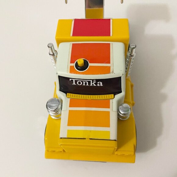 Vintage 80s Yellow Tonka Semi Mack Truck Clutch Popper Made in Japan - Picture 5 of 16